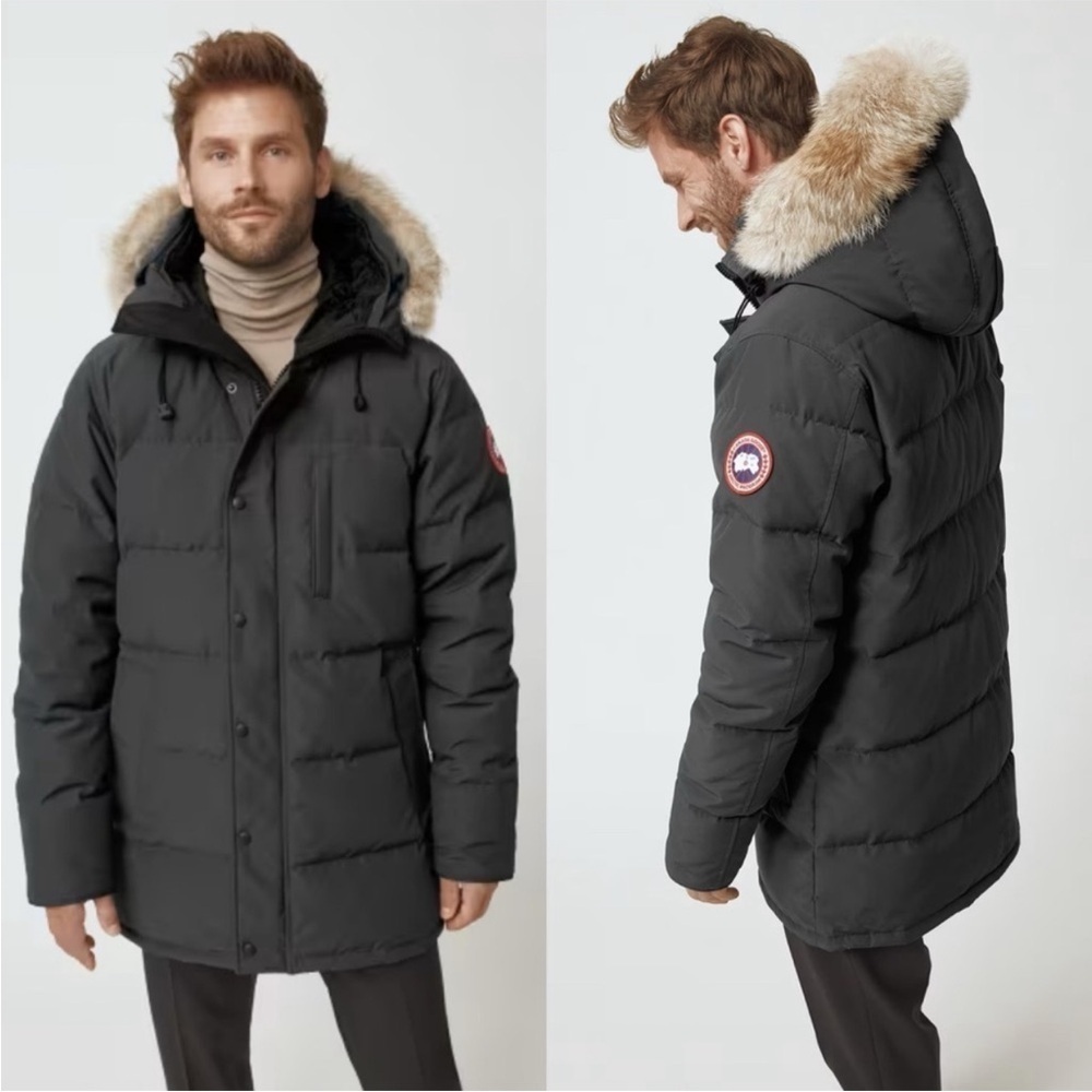 Canada Goose Carson Black Noir Parka jacket . Size M . New.Hood with out fur